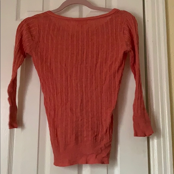 Coral aeropostal 3/4 sleeve shirt. With buttons - Picture 3 of 3